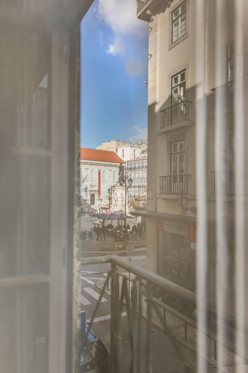 Chiado Balcony Apartment ลิสบอน ภายนอก รูปภาพ