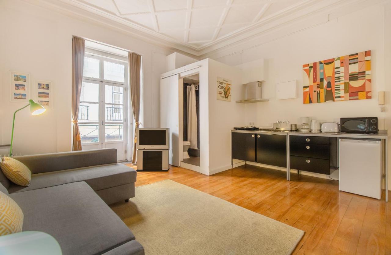 Chiado Balcony Apartment ลิสบอน ภายนอก รูปภาพ