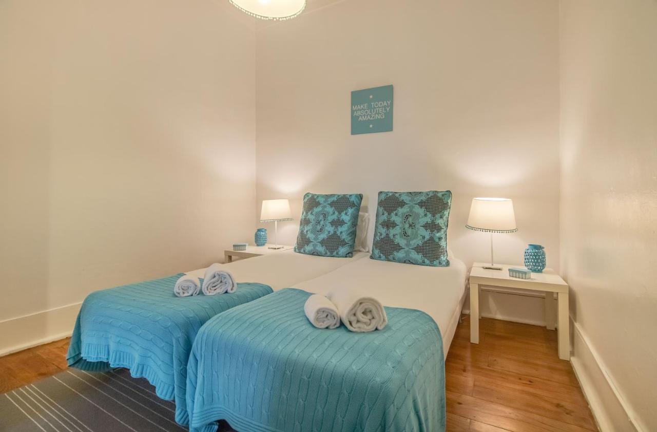 Chiado Balcony Apartment ลิสบอน ภายนอก รูปภาพ
