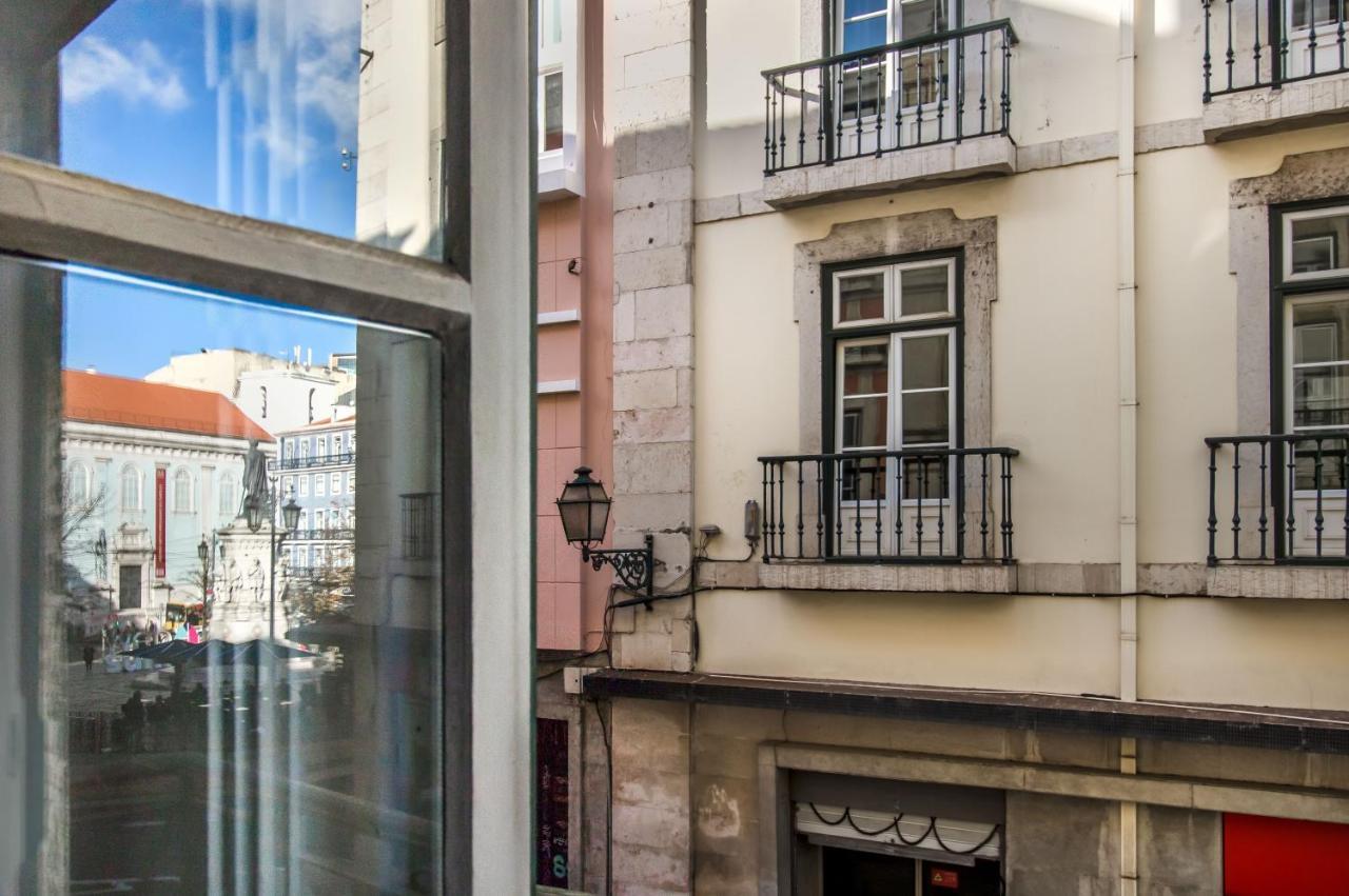 Chiado Balcony Apartment ลิสบอน ภายนอก รูปภาพ