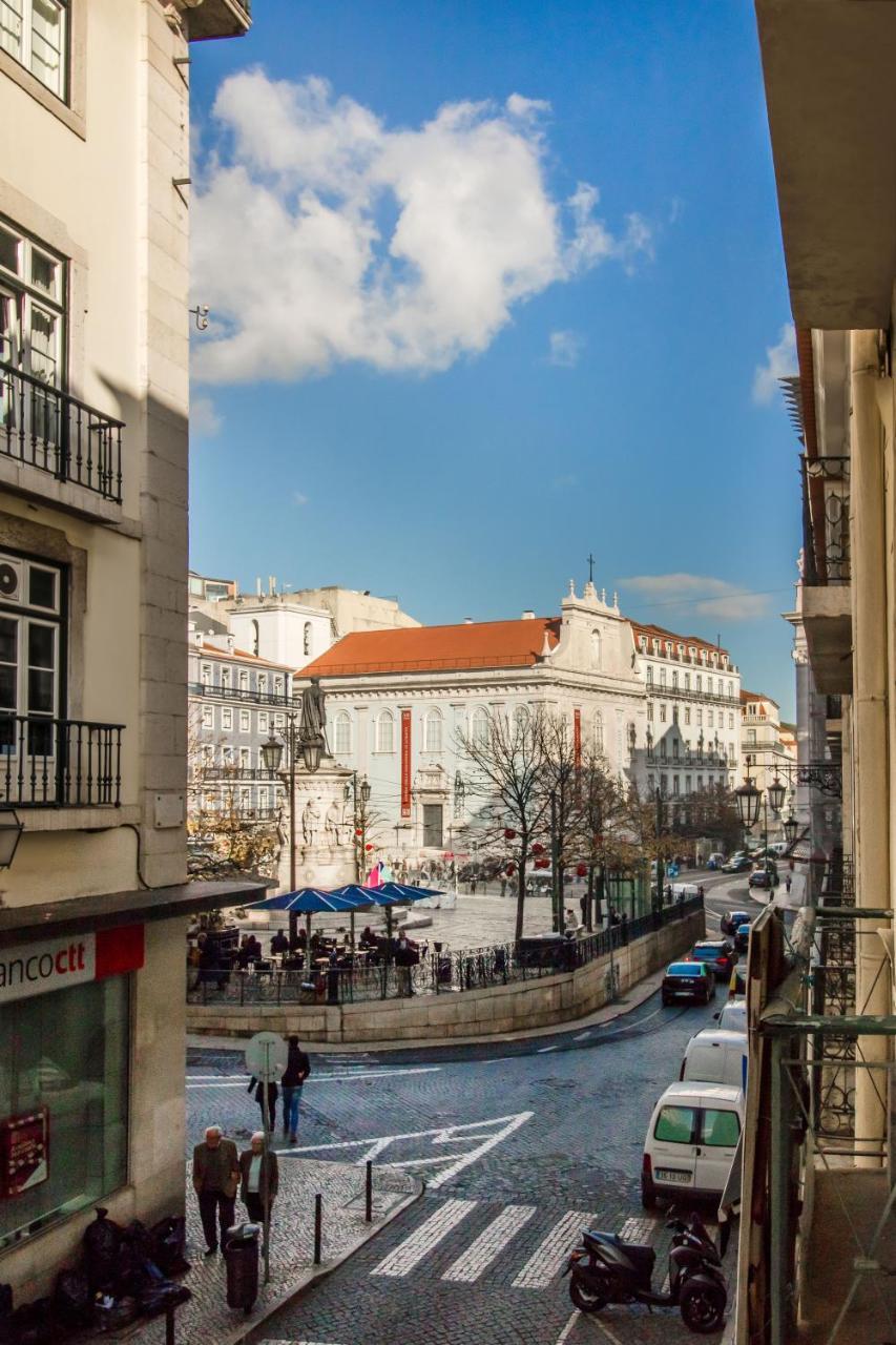 Chiado Balcony Apartment ลิสบอน ภายนอก รูปภาพ