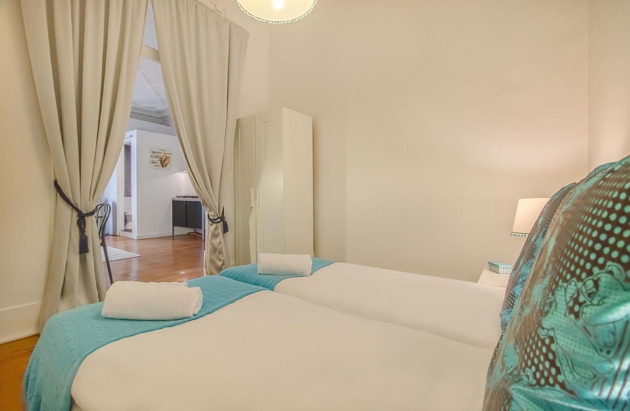 Chiado Balcony Apartment ลิสบอน ภายนอก รูปภาพ