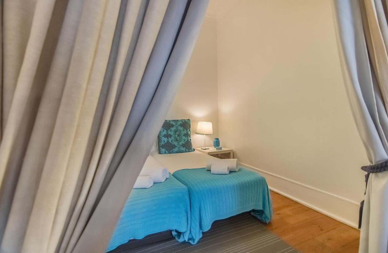 Chiado Balcony Apartment ลิสบอน ภายนอก รูปภาพ