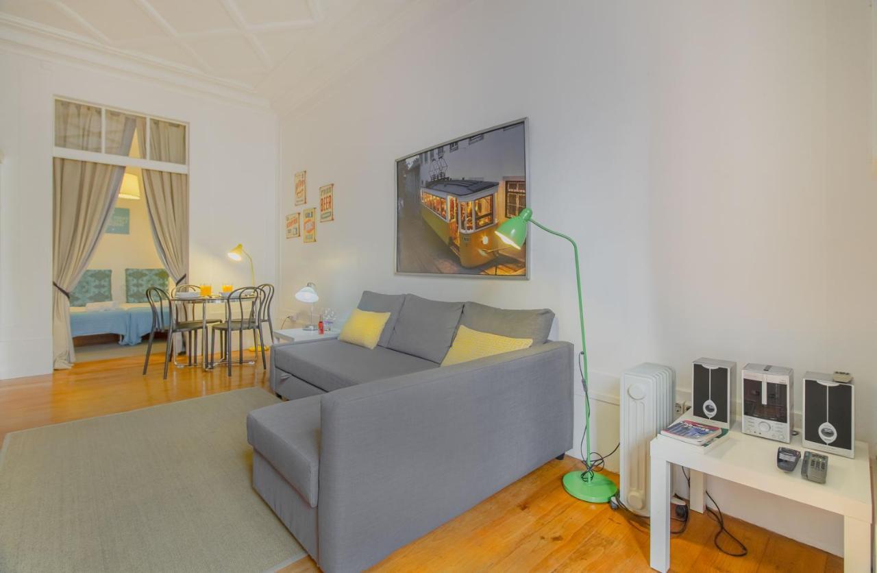 Chiado Balcony Apartment ลิสบอน ภายนอก รูปภาพ