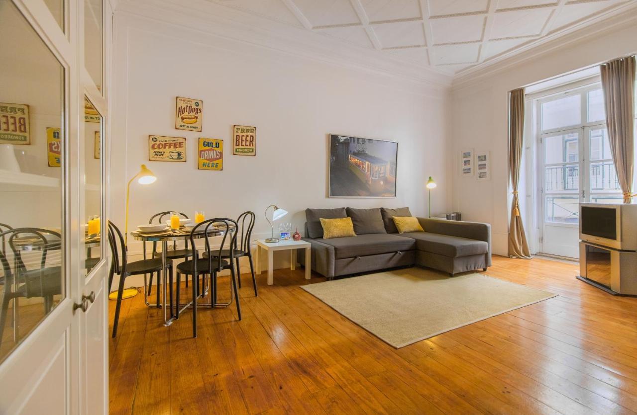 Chiado Balcony Apartment ลิสบอน ภายนอก รูปภาพ
