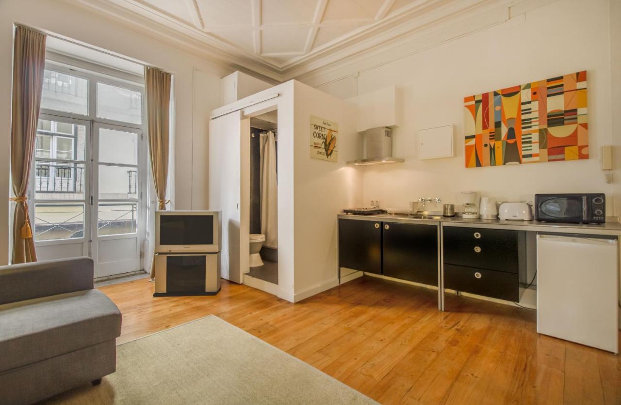 Chiado Balcony Apartment ลิสบอน ภายนอก รูปภาพ