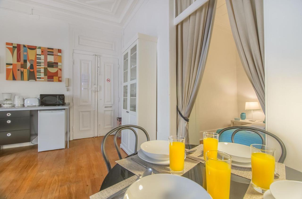 Chiado Balcony Apartment ลิสบอน ภายนอก รูปภาพ